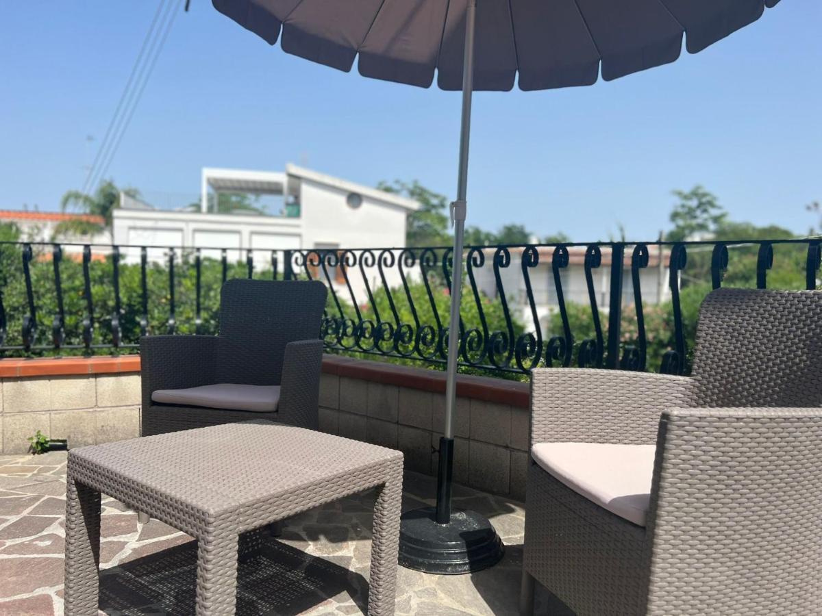 איסקיה Villa Rosa Rooms מראה חיצוני תמונה