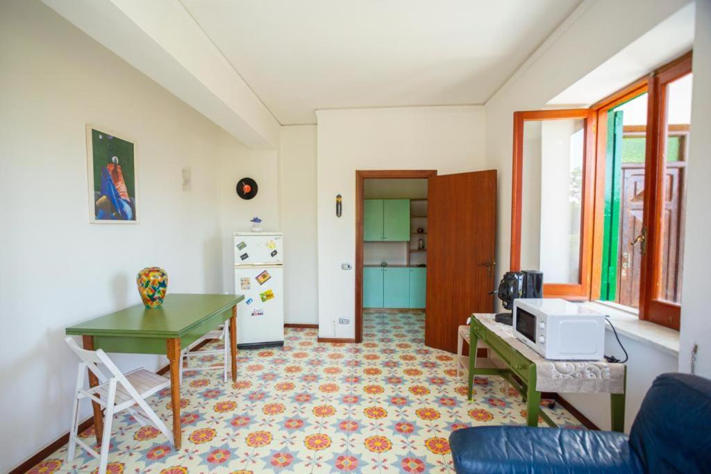 איסקיה Villa Rosa Rooms מראה חיצוני תמונה
