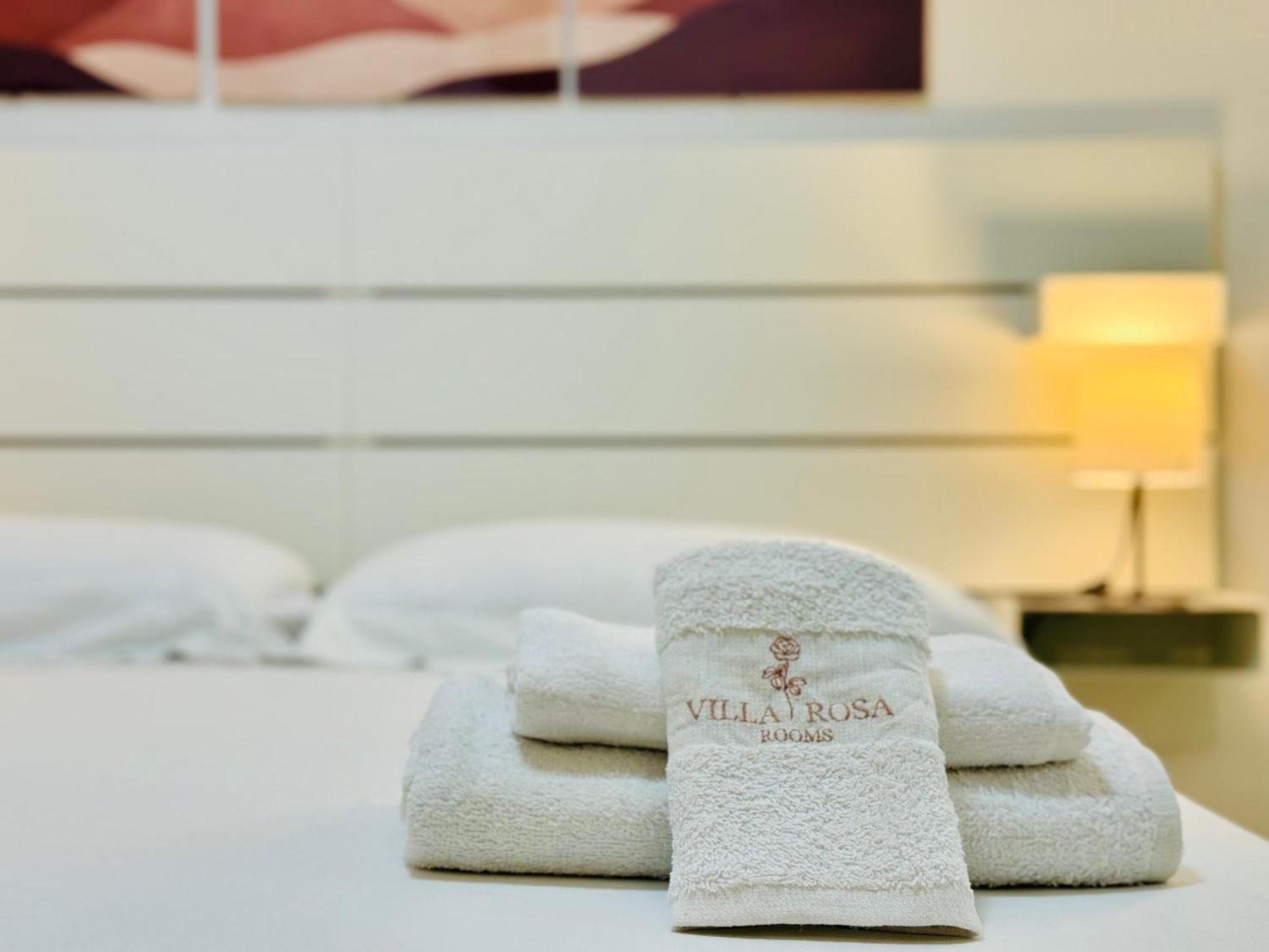 איסקיה Villa Rosa Rooms מראה חיצוני תמונה