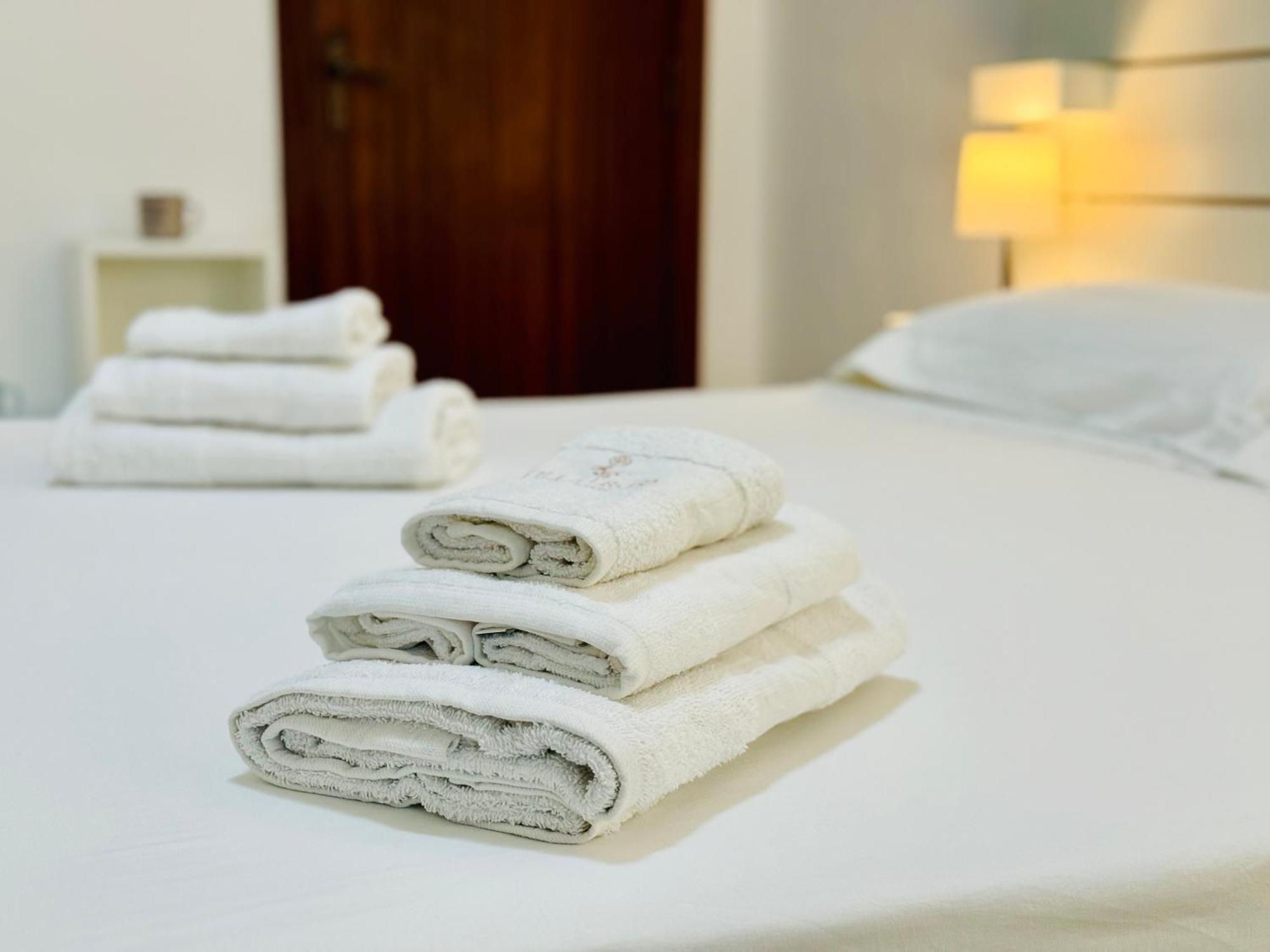 איסקיה Villa Rosa Rooms מראה חיצוני תמונה